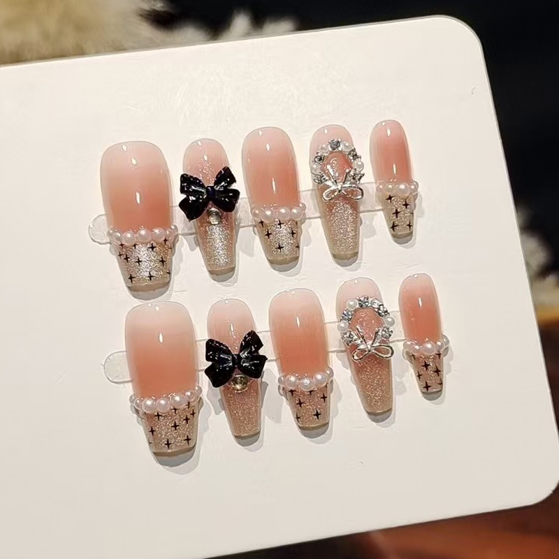 Nail Art French - เล็บปลอมแบบกดติด 10 ชิ้น สไตล์ฝรั่งเศส หวาน เท่
