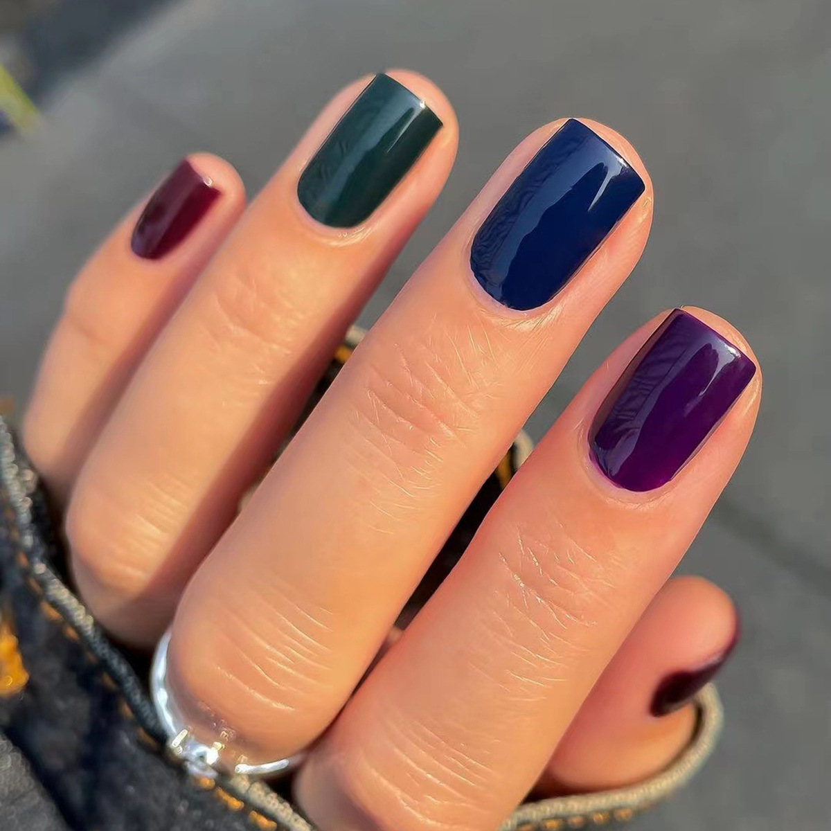 ปลายเล็บปลอมสีแดงไวน์แบบเต็มเล - Nail Art Red Wine บทวิจารณ์และราคา