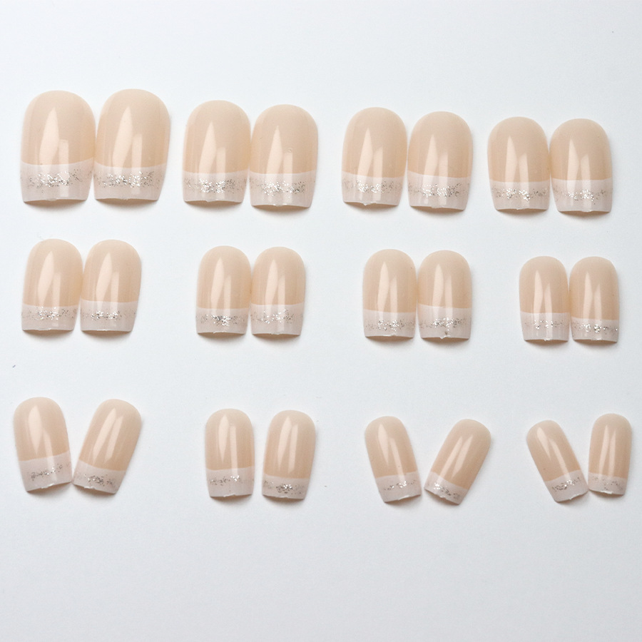 ชุดเล็บปลอมทรงเหลี่ยมขนาดกลาง  - Nail Art French บทวิจารณ์และราคา