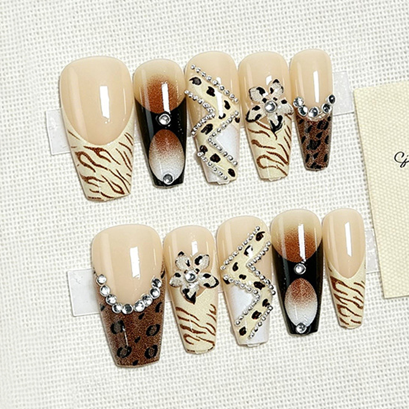 10 ชิ้น เล็บปลอมทรงโลงศพสไตล์ฝ - Nail Art French บทวิจารณ์และราคา