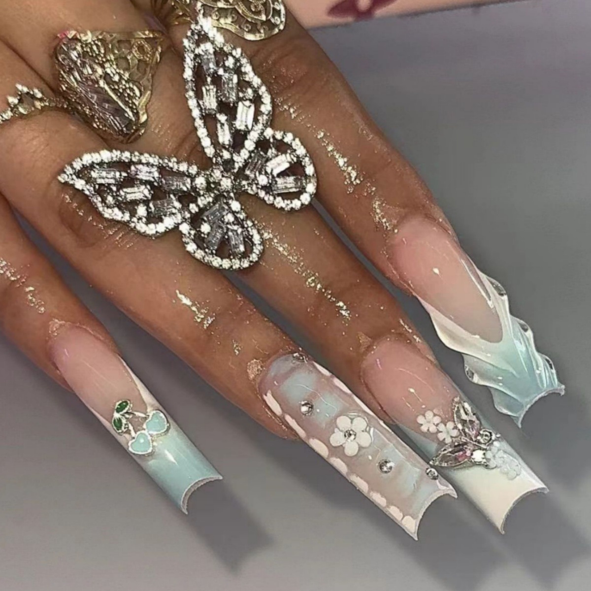 เล็บปลอมแบบกดติดลายดอกไม้ 24 ช - Nail Art French บทวิจารณ์และราคา